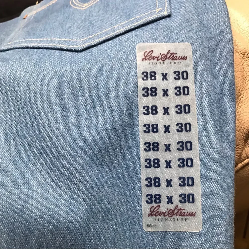 ‎Vintage Levi’s deadstock 70’s Action light wash straight leg jeans 38